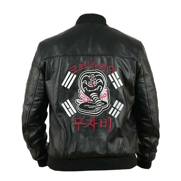 CobraKaiS6JohnKreeseBlackBomberLeatherJacket
Cobra Kai Outfit
Cobra Kai Black Jacket
Cobra Kai Leather Jacket
Cobra Kai Season 06 Jacket
Cobra Kai Season 06 Outfit
Cobra Kai Season 06 Black Jacket
Cobra Kkai Season 06 John Kreese Jacket